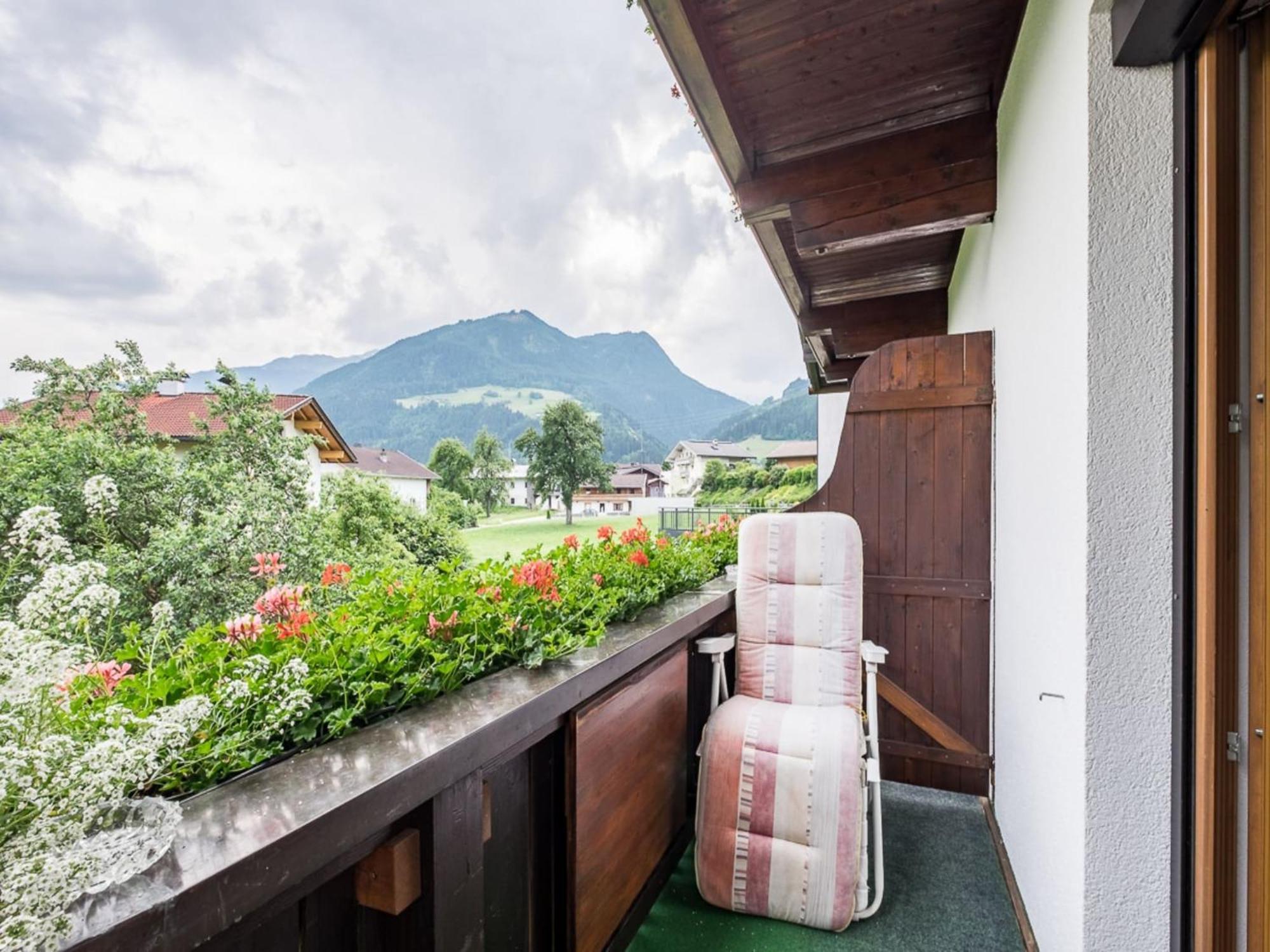 Vintage Apartment In F Gen Near Ski Area Fügen Esterno foto